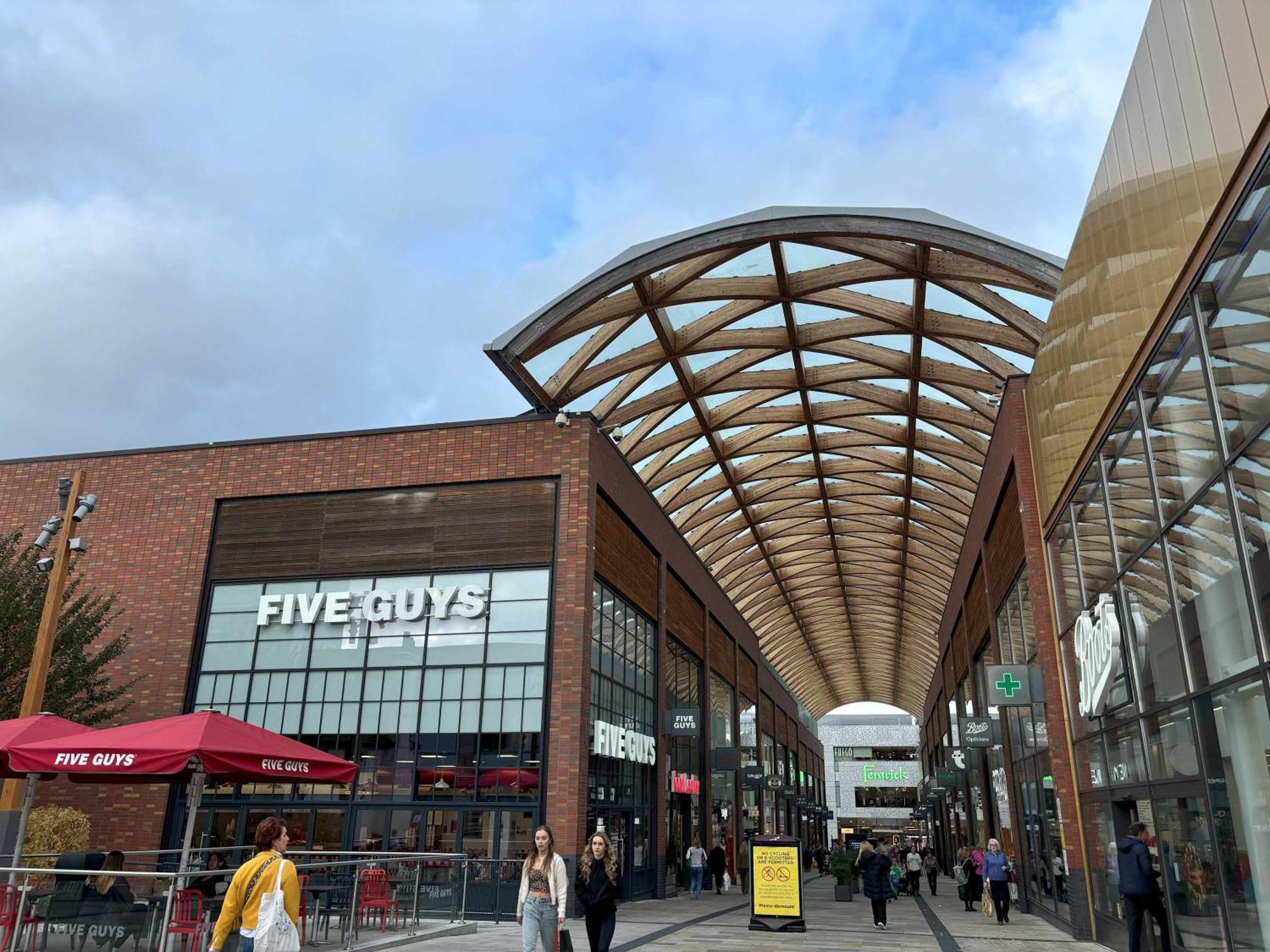 Modern Studio In Bracknell With Free Parking Eksteriør bilde