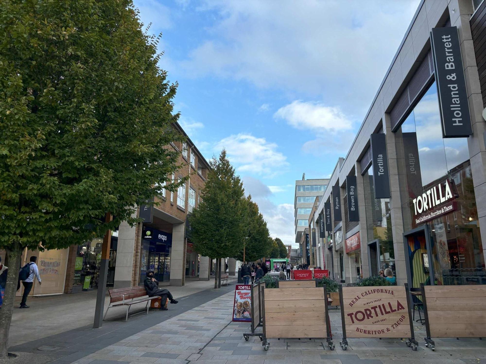 Modern Studio In Bracknell With Free Parking Eksteriør bilde