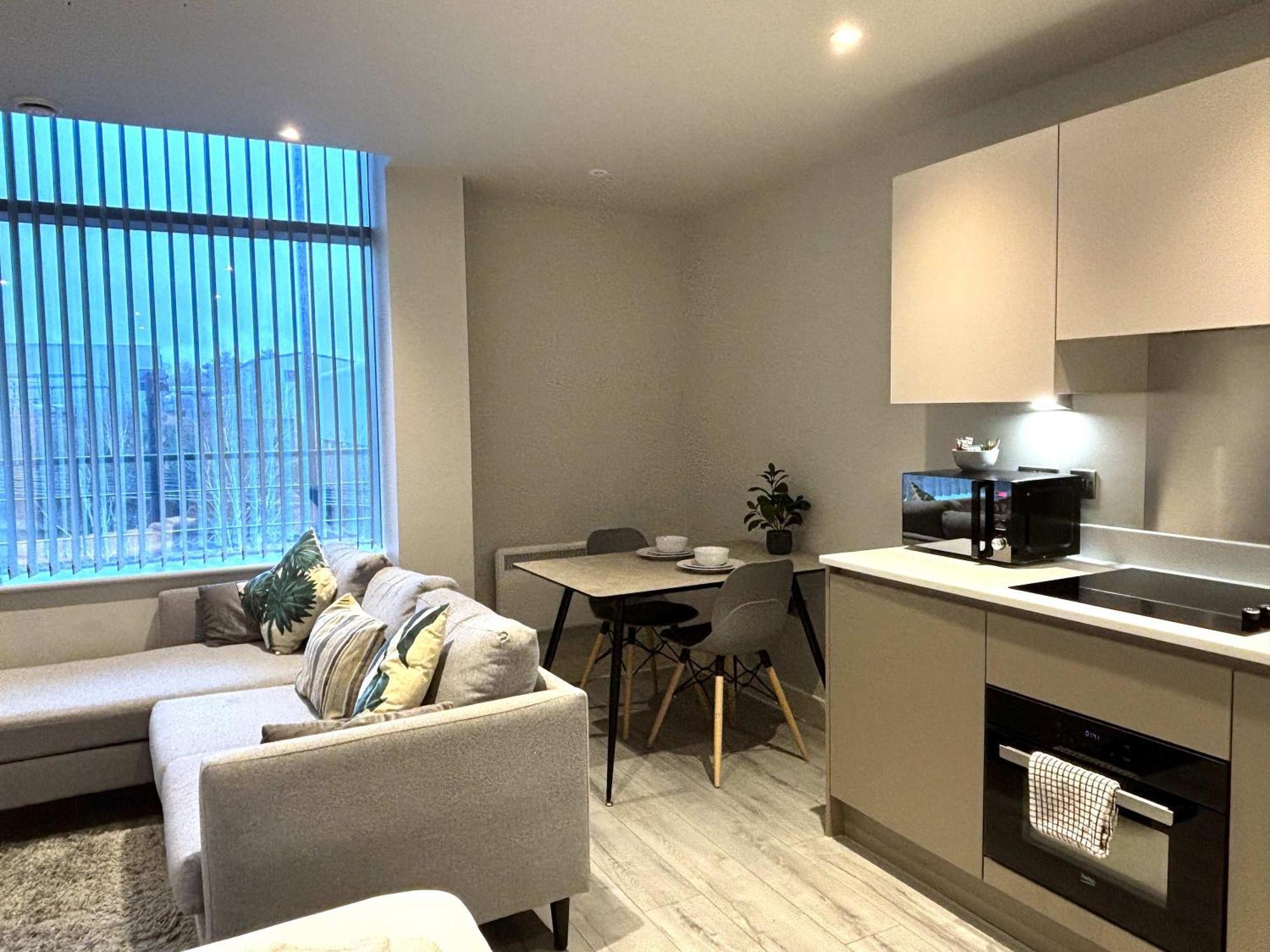 Modern Studio In Bracknell With Free Parking Eksteriør bilde