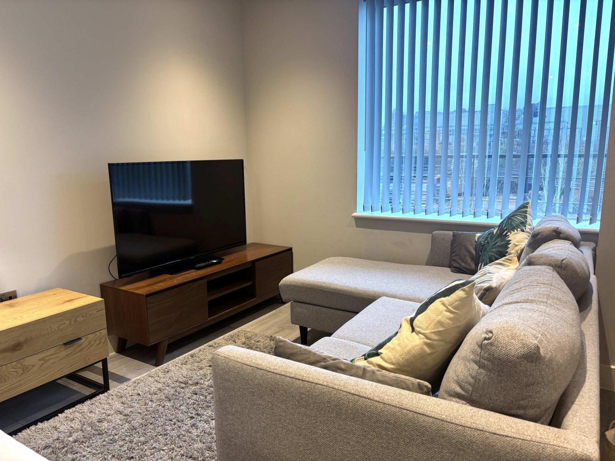 Modern Studio In Bracknell With Free Parking Eksteriør bilde